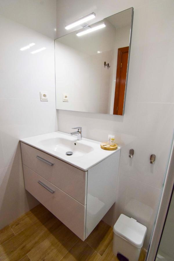 Letmalaga Saint Apartment Bagian luar foto